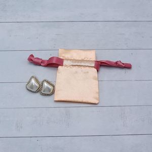 Mini <b>Drawstring</b> Jewelry <b>Pouch</b> No logo Luxury Jewelry <b>Pouch</b> Customized Satin Ring <b>Pouch</b> - Product Image 4