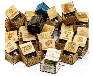 Boîte à musique en bois personnalisée pour <span class=keywords><strong>cadeau</strong></span>, boîte à musique à manivelle - Product Image 1