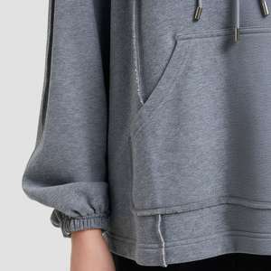Vente en gros de sweats à capuche en coton avec logo personnalisé de haute qualité vêtements sweats à capuche tricotés solides et décontractés pour femme - Product Image 1