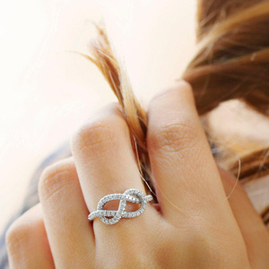 Knotted Cross <b>Crystal</b> Pave <b>Ring</b> for Women Minimalist Elegant Fashion Daily Accessories - Product Image 4