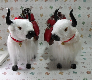 Animaux en peluche aux caractéristiques tibétaines, modèle de yak simulé pour la décoration intérieure de la famille, du bureau, du restaurant, de l'hôtel, de la fenêtre, du bureau - Product Image 3