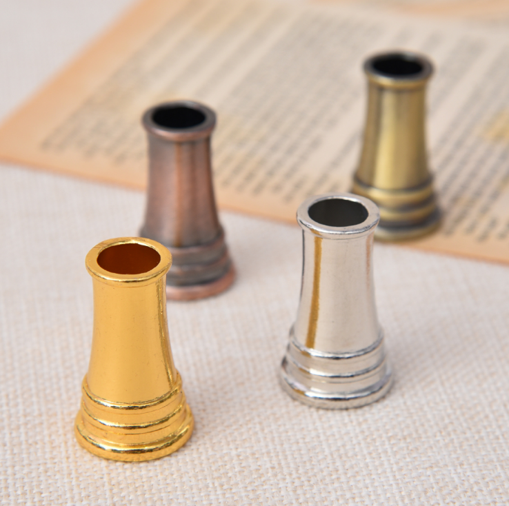 Retro metallic supporto per la penna