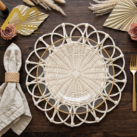 Sous-verre en rotin naturel tressé, set de table en forme de fleur, assiette de présentation pour réceptions de mariage champêtres et fournitures de fête