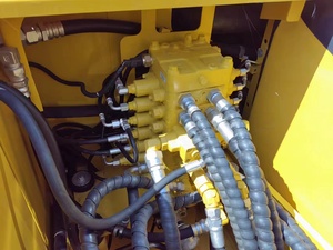 Hot <b>sale</b> used Japan original <b>excavators</b> Komatsu PC130-7 PC130-<b>8</b> pc130-8M0 favorable price <b>for</b> mining construction working - Product Image 5