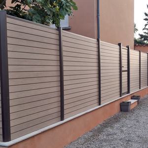 Panneau et poteaux de clôture Wpc 3D de confidentialité en composite Design horizontal moderne Panneaux de clôture à lattes en aluminium 6x8 - Product Image 3
