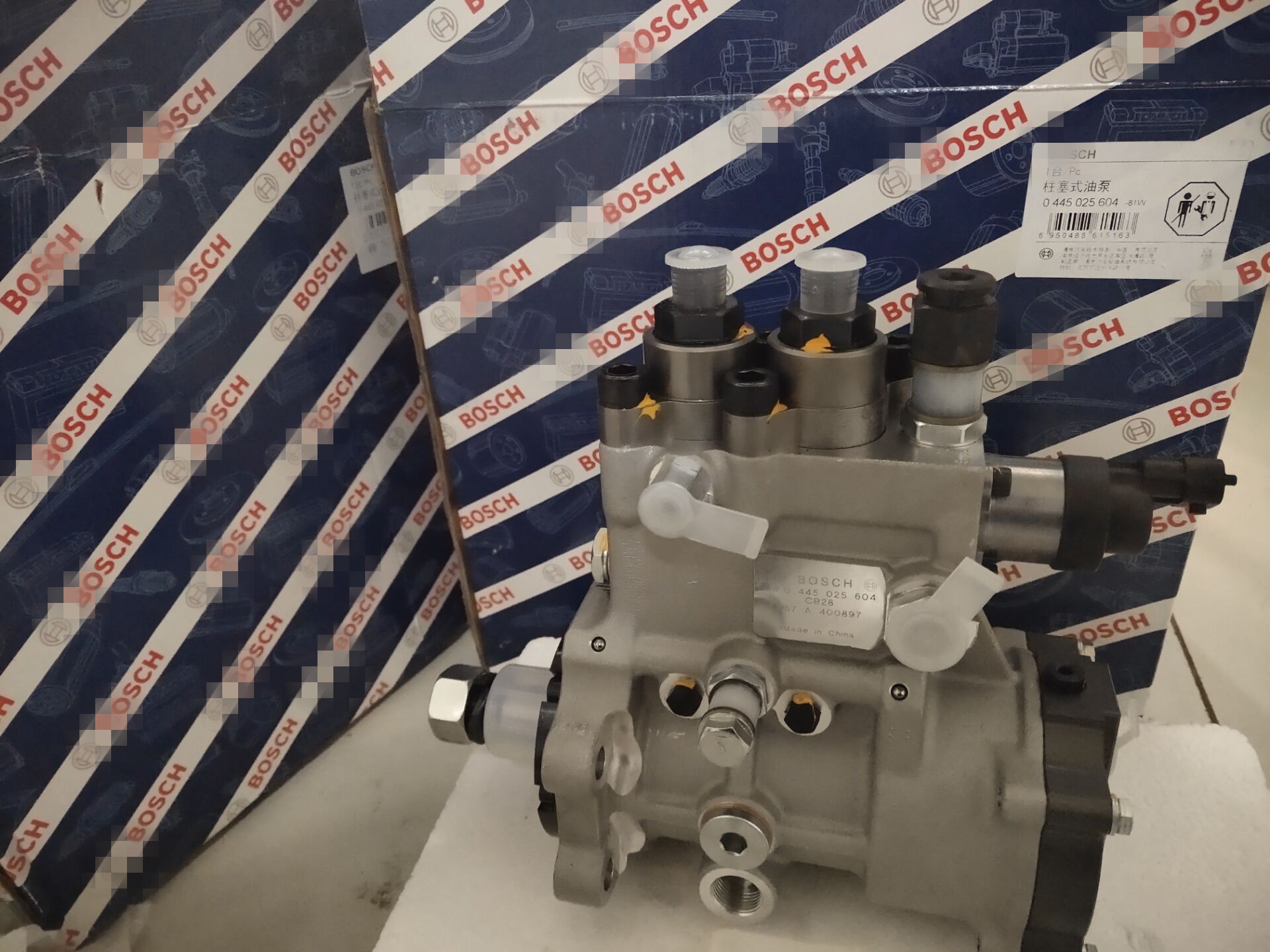 new High Pressure Diesel Fuel Pump 0445025602  3752647  T4 10930  injection pump 0445025602   3752647  T4 10930  0445025601