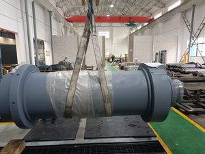 Grúa Puente de Alta Eficiencia con Montaje de Brida, Cuerpo Robusto, Cilindro Hidráulico para Elevación Industrial en Taller - Product Image 1