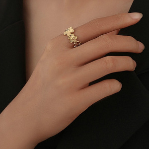 Bague en zircon vert/rose/blanc en <span class=keywords><strong>or</strong></span> <span class=keywords><strong>18</strong></span> <span class=keywords><strong>carats</strong></span>, fine en forme de V - Product Image 4