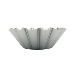 Moule à pâtisserie classique en métal cannelé de 20 cm pour brioche et pain fait maison - Product Image 6