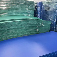 Feuille de palette de couche de plastique creuse en PP en gros direct du fabricant Feuille de séparation de palette colorée avec tampon en PP ondulé
