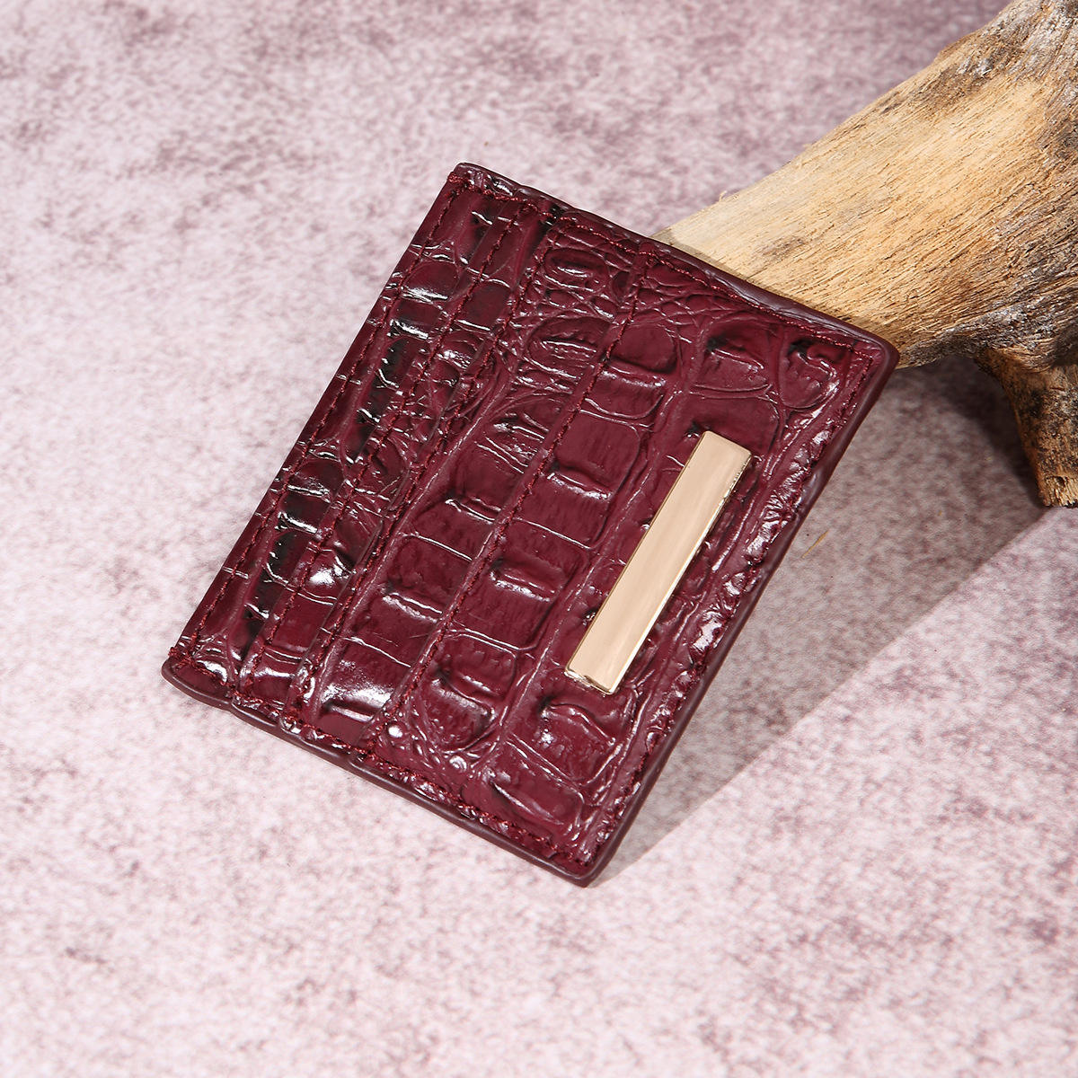 PG832 องุ่นแดง