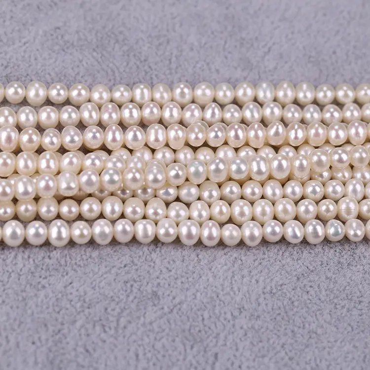 5-5.5mm White Round Natural Freshwater Pearls for Graduation, Mother Day Pearl Gift,Freshwater pearl loose beads
