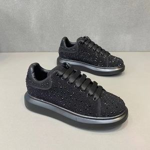 Zapatos para Caminar con Aumento de Altura y Amortiguación, Modelo 2026, Marca de Alta Calidad, Personalizados, con Parte Superior de Cuero Genuino, Estilo Moderno para Parejas - Product Image 1
