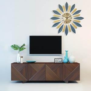 Horloge murale en métal en forme de <span class=keywords><strong>soleil</strong></span> pour la décoration du salon, nouvelle collection, vente en gros - Product Image 2