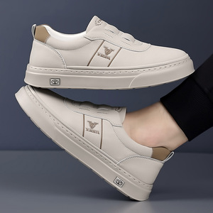 Baskets blanches en cuir à enfiler pour hommes, chaussures d'été à bout rond, semelle en caoutchouc antidérapante, chaussures de mode décontractées pour l'extérieur - Product Image 4