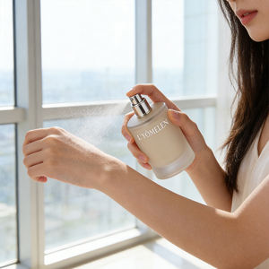 Flacon de parfum personnalisé OEM, parfum unisexe, eau de parfum longue durée, parfum floral français, fournisseur de parfums - Product Image 3