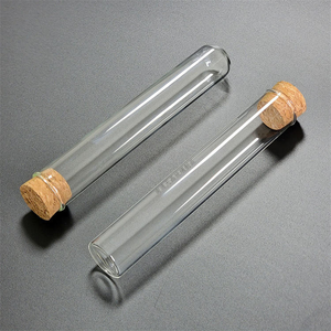 <span class=keywords><strong>Tubo</strong></span> <span class=keywords><strong>de</strong></span> <span class=keywords><strong>Ensayo</strong></span> <span class=keywords><strong>de</strong></span> Vidrio <span class=keywords><strong>de</strong></span> Borosilicato 3.3 <span class=keywords><strong>de</strong></span> Alta Resistencia para <span class=keywords><strong>Uso</strong></span> en Laboratorio <span class=keywords><strong>con</strong></span> Tapón <span class=keywords><strong>de</strong></span> Corcho <span class=keywords><strong>de</strong></span> Madera - Product Image 1