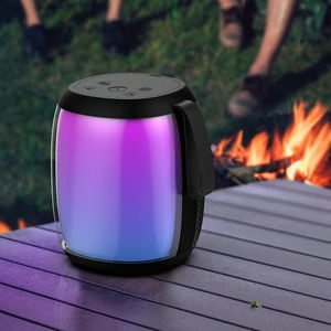 Haut-parleur <span class=keywords><strong>Bluetooth</strong></span> portable Système audio HIFI Son RGB Lumière Stéréo Surround TWS Haut-parleurs de caisson de basses sans fil - Product Image 4