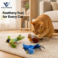 Jouet interactif couineur pour chat et chien, motif oiseau de dessin animé, avec queue en plumes véritables, corps en peluche et couineur interne - 3 couleurs, 16 cm