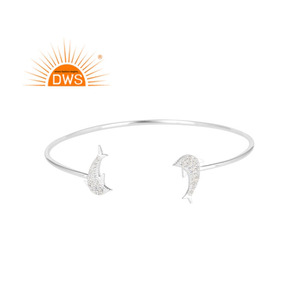 Brazalete de Plata de Ley con Circonita Blanca, Diseño de Doble Pez, Ajustable, Proveedor de Joyería, Colección Clásica - Product Image 1