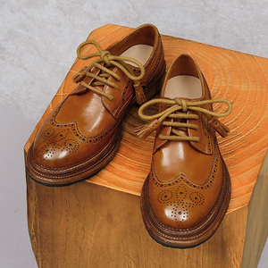 Zapatos de Vestir de Cuero Genuino para <span class=keywords><strong>Hombre</strong></span> con Punta Redonda, de Alta Gama, Hechos a Mano con Suela de Goma Gruesa Goodyear, con Cordones y Diseño Brogue Tallado - Product Image 2
