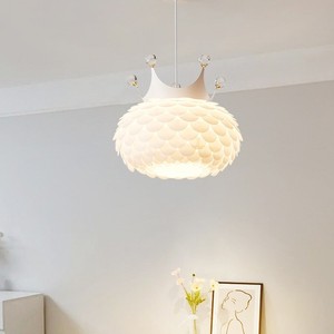 Lustre de chambre à coucher en forme d'écailles, luminaire moderne et minimaliste pour chambre d'enfant, plafonnier créatif en plumes crème style français pour salle à manger - Product Image 2