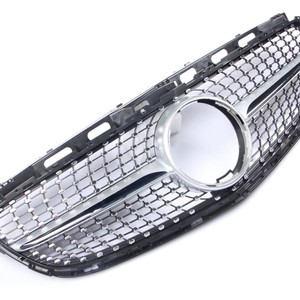 กระจังหน้าลายเพชร Mercedes-Benz W212 E-Class สีดำเงิน วัสดุพลาสติก ABS รุ่นสปอร์ต ปี 2014-2015 - Product Image 2
