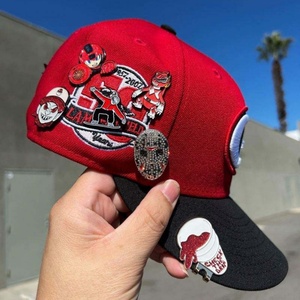 Al por mayor, pines personalizados para gorras de club de béisbol, de esmalte suave, clips para sombrero, artesanías metálicas para solapa y pines metálicos personalizados - Product Image 1