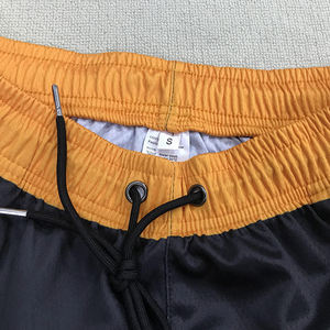 Pantalones cortos de baloncesto recortados con contraste de colores Pantalones cortos de entrenamiento para correr con logotipo bordado personalizado - Product Image 6