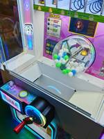 Machine de jeu de cadeau de prix à pièces distributeur automatique passionnant boîte aveugle équipement griffe grue Machine jouet intéressant pour enfants