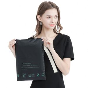 Bolsa de Envío de Plástico Biodegradable, Impermeable y Compostable con Logotipo Personalizado Xc-bio para Zapatos y Calcetines - Product Image 4