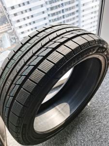 Pneus d'<span class=keywords><strong>hiver</strong></span> Charmhoo Brand EV ICE3 Snow Tires235 45 19 255 50 20 265 45 21 <span class=keywords><strong>2055516</strong></span> alibaba Best Seller Pneus d'<span class=keywords><strong>hiver</strong></span> à la recherche d'agents - Product Image 4