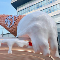 Grande décoration de magasin en fibre de verre en forme de cornet de crème glacée à vendre, statue géante d'extérieur pour la décoration de la boutique de milkshakes et de crèmes glacées