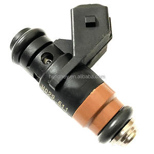Hengney pièces de voiture H029611 1319B15789 pour Clio <span class=keywords><strong>Twingo</strong></span> Kangoo 1.0L 8V <span class=keywords><strong>2</strong></span> trous injecteur de carburant - Product Image 1
