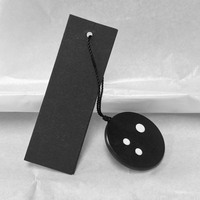 Étiquettes personnalisées pour vêtements et chaussures, écologiques, avec logo 3D en relief, en plastique PP, étiquettes suspendues avec cordon en nylon, sacs de marquage