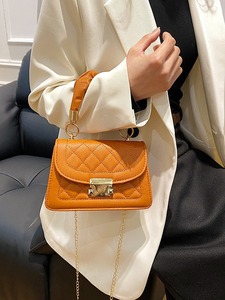 Sac bandoulière carré portable en PU imperméable pour femme, style coréen classique, avec chaîne et fermeture éclair – Cadeau populaire IStapromo - Product Image 4