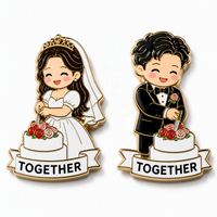 Broche personnalisée en émail pour couple, badge métallique mariée et marié, célébration du mariage, cadeau, vente en gros OEM