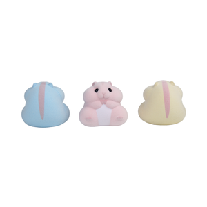 Nouveauté : Jouets à presser promotionnels à récupération lente en mousse PU floquée, mignonnes boules <span class=keywords><strong>anti</strong></span>-<span class=keywords><strong>stress</strong></span> en forme d'hamster, personnalisables avec logo - Product Image 4