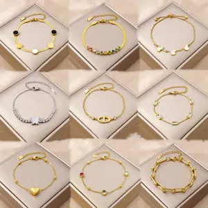 Vente en gros de bracelets hippie en acier inoxydable plaqué or 18 carats chaîne gothique pendentifs bracelet à breloques à la mode pour femmes bijoux