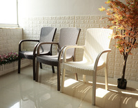 Chaise de jardin en plastique design rotin moderne pour terrasse extérieure