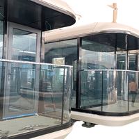 Maison capsule modulaire préfabriquée en acier personnalisable avec un design moderne pour une utilisation en immeuble de bureaux - Solutions écologiques alimentées à l'énergie solaire