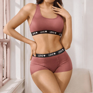 ชุดเซ็ตเสื้อและกางเกงขาสั้นออกกำลังกายแบบยืดได้สำหรับผู้หญิง ดีไซน์หลังสวย ชุดสองชิ้น โปรโมชั่นขายส่ง - Product Image 2