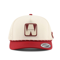 Casquette de baseball personnalisée 5 panneaux en caoutchouc PVC avec logo, perforations découpées au laser, imperméable, pour le sport, fabriquée en usine BSCI