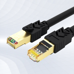 สายอีเธอร์เน็ต Cat8 10Gbps ความถี่ 2000MHz สายแพทช์เน็ตเวิร์คแบบมีฉนวนป้องกันสำหรับการตรวจสอบความปลอดภัย - Product Image 1
