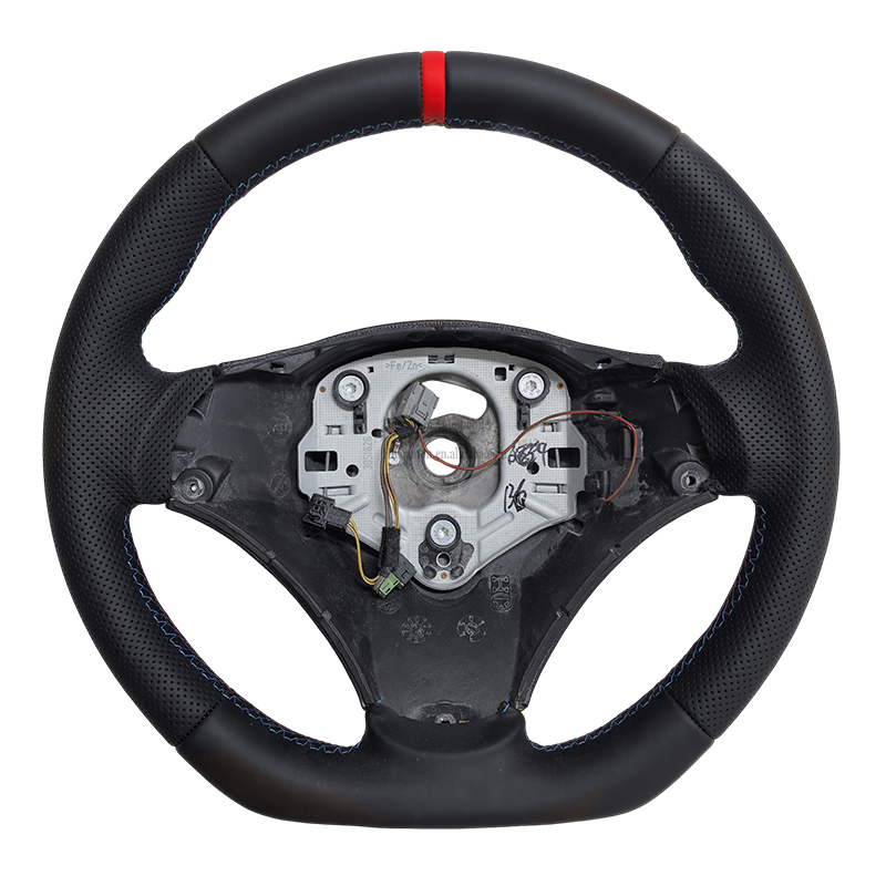 ชุด M + มีรูพาย + หนัง + ตะเข็บลายสีแดง