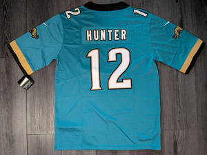 Nueva Camiseta de Jacksonville 2026 # Camiseta de Fútbol Americano Cosida de Travis Hunter, Trevor Lawrence, Brian Thomas Jr. y Travon Walker (Números 12) - Product Image 3