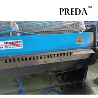 Machine se pliante manuelle pneumatique de la feuille TDF de la marque 1300mm de Preda pour la fabrication de conduit d'air