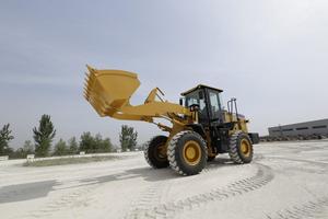 Mesin Pemindah Tanah Berat 5,5 Ton Pilot Control Heavy Tough Mountain Machinery 656F Wheel <span class=keywords><strong>Loader</strong></span> Dengan Kapasitas Bucket 2,7-4,5 m³ - Product Image 2