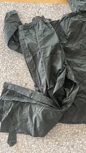 Chubasquero táctico al por mayor de fábrica Poncho de traje de lluvia verde oliva para lluvia - Product Image 3