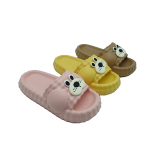 Sandalias antideslizantes Unisex <span class=keywords><strong>de</strong></span> moda <span class=keywords><strong>de</strong></span> verano, <span class=keywords><strong>Zapatillas</strong></span> <span class=keywords><strong>de</strong></span> <span class=keywords><strong>casa</strong></span> para niños con dibujos animados <span class=keywords><strong>de</strong></span> perros bonitos para niñas y niños - Product Image 5